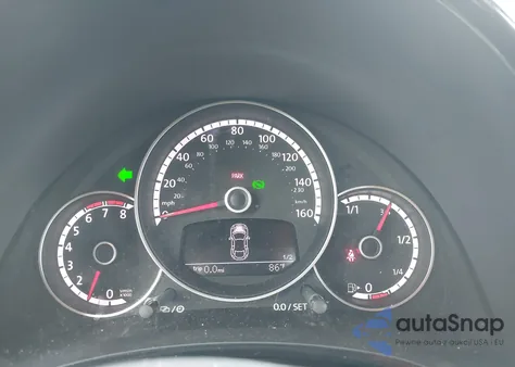 2015 Volkswagen Beetle 1.8T Classic z USA, uszkodzony, nr VIN 3VWF17AT1FM649625